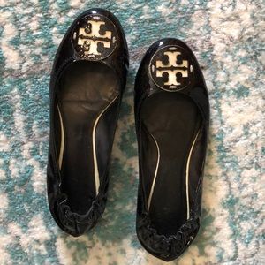 Tory Burch black patent leather Reva, Size 7.5